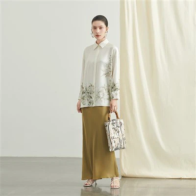 هل مجموعات الحرير لديها ثنى جيد؟